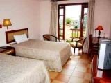 room_1194669097.jpg