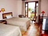 room_1194669995.jpg